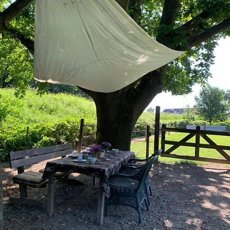 Luxury - Eik Bij De Dijk 3* Aalst