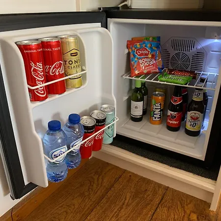 Luxury - Eik Bij De Dijk